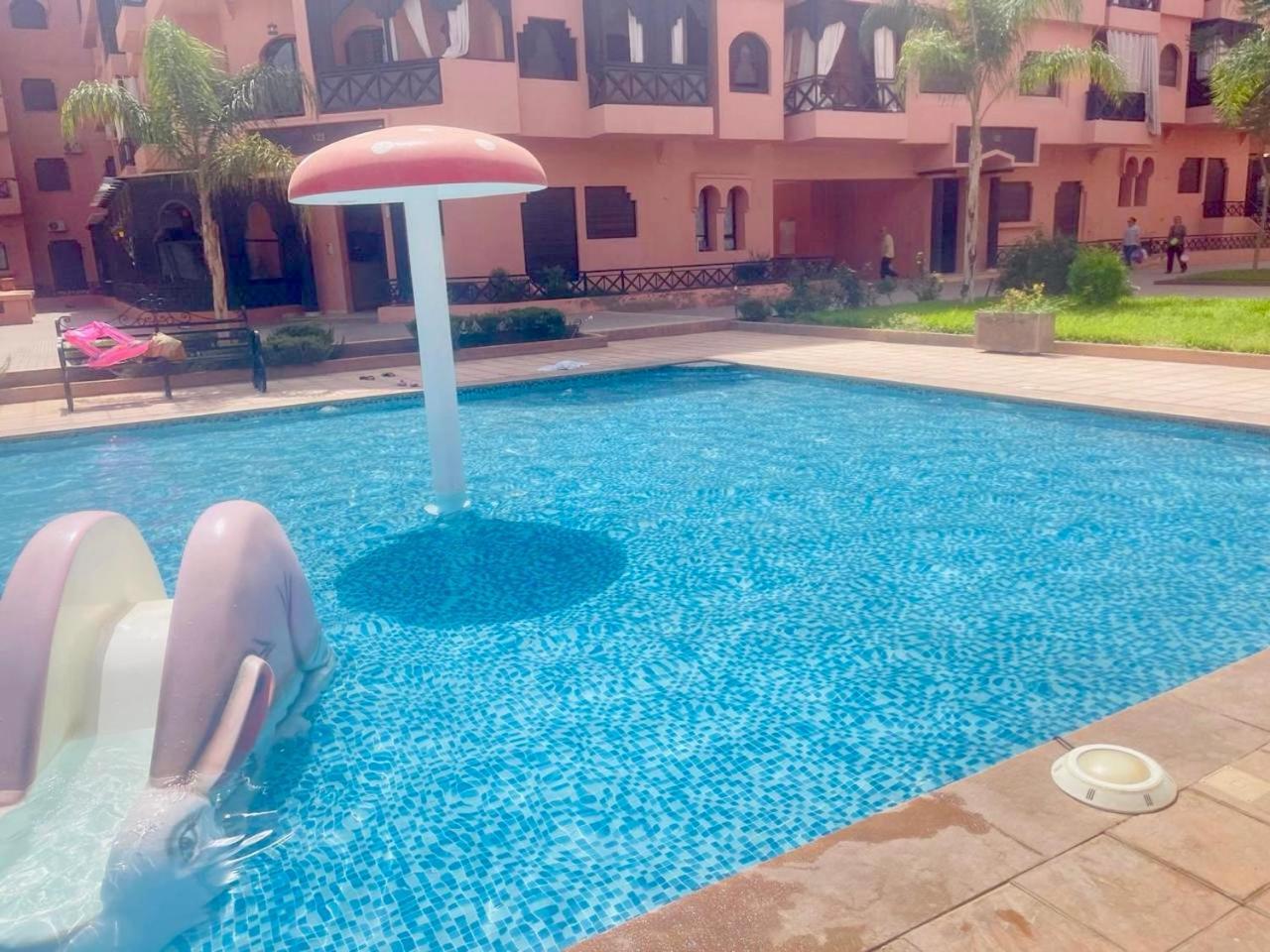 Oasis De Detente Avec Terrasse Et Vue Sur Piscine Marrakesh Eksteriør bilde